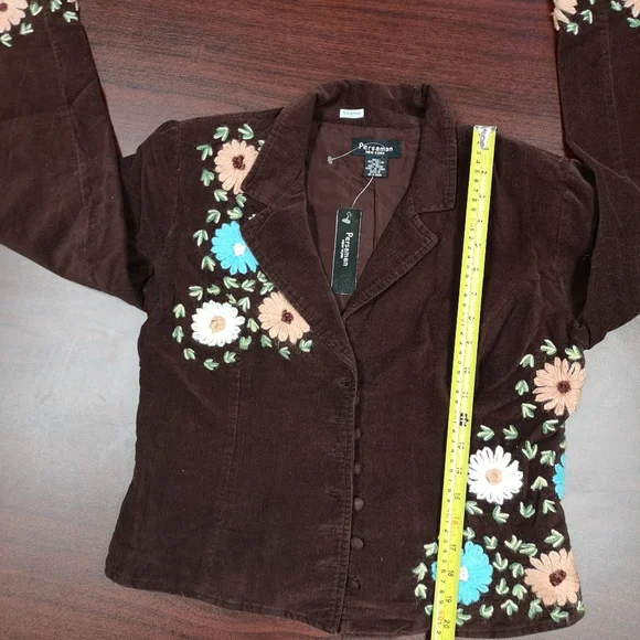 Blazer - Picture 7 of 7